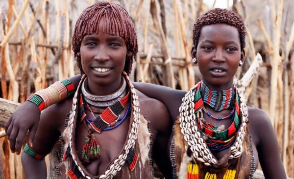 Ethiopia-Women-Omo-Valley-hamar-tribe