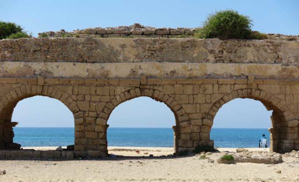 Israel-Aqueduct-Beach-Caesarea