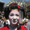 Japan-Geisha-in-red