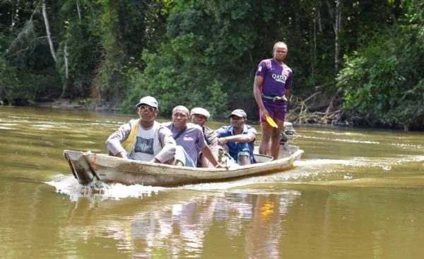Suriname-local-boat-transport