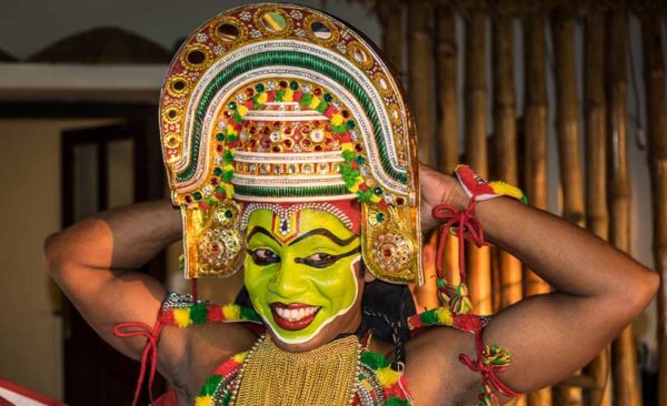 india-dancers-mask